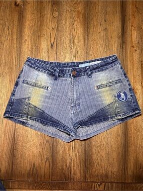Azzure Denim Blue Women's Jean Shorts - Mid-Rise Washed Finish
